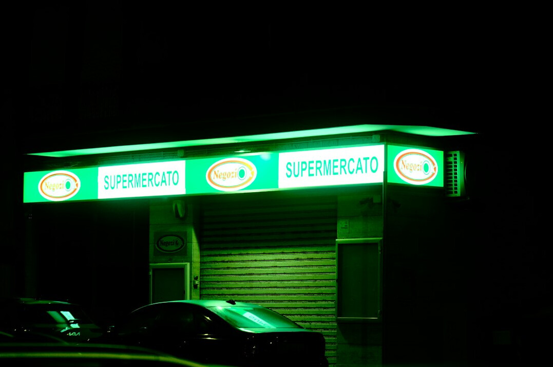 night supermarket security guard
