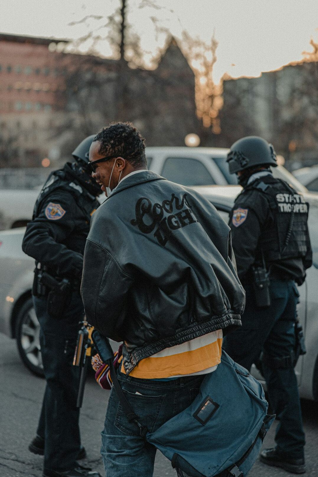 police arresting suspects