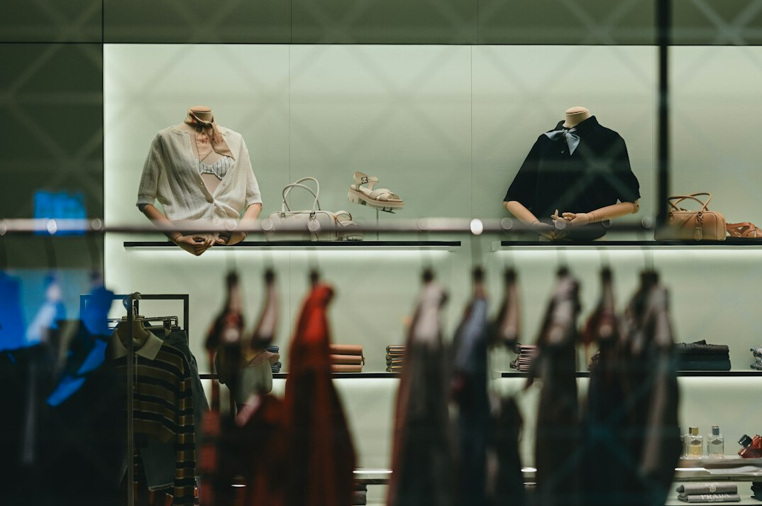 detective in retail store